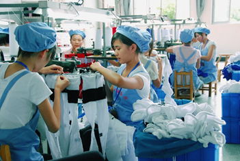 京喜12.12升級(jí)社交新玩法 低價(jià)推出50萬款工廠造好貨，助力裝潢裝飾工程